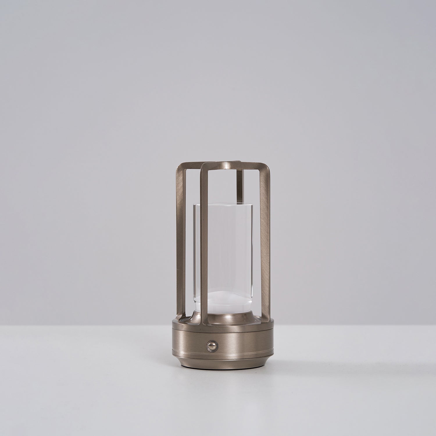 Solvane Rechargeable Table Lamp