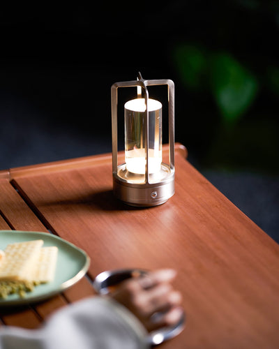 Solvane Rechargeable Table Lamp
