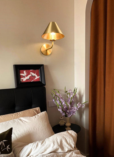 Oriaraya Brass Wall Sconce