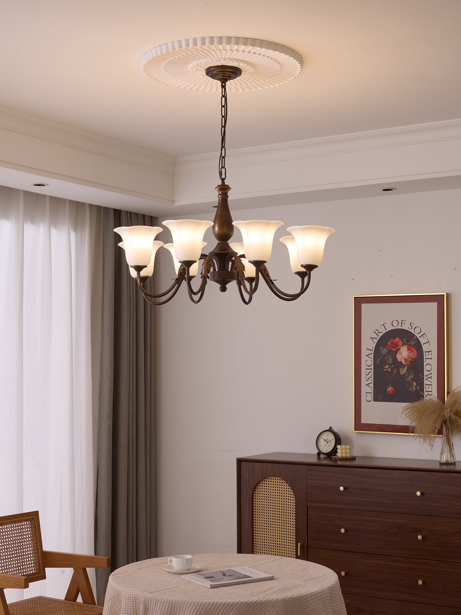Uveleth Traditional Elegance Glass Chandelier