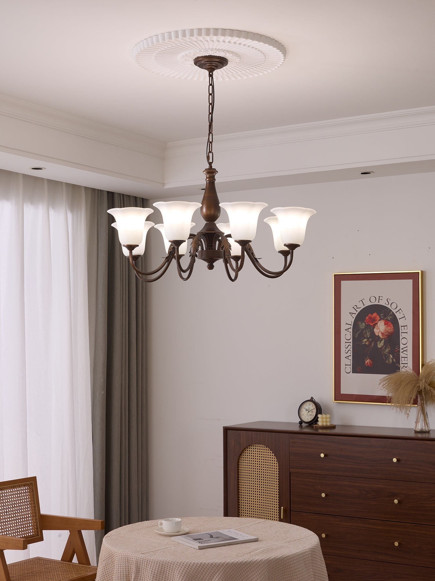 Uveleth Traditional Elegance Glass Chandelier