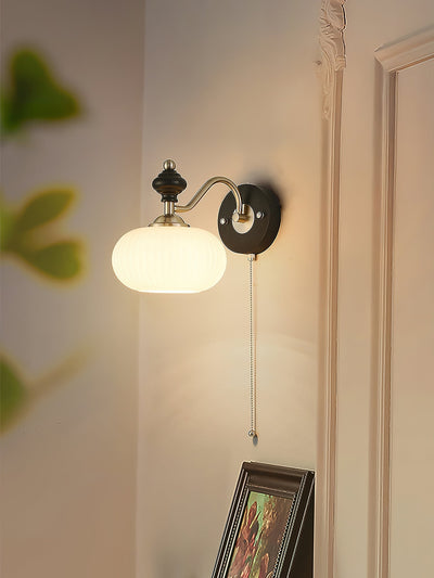 Nift Wall Lamp
