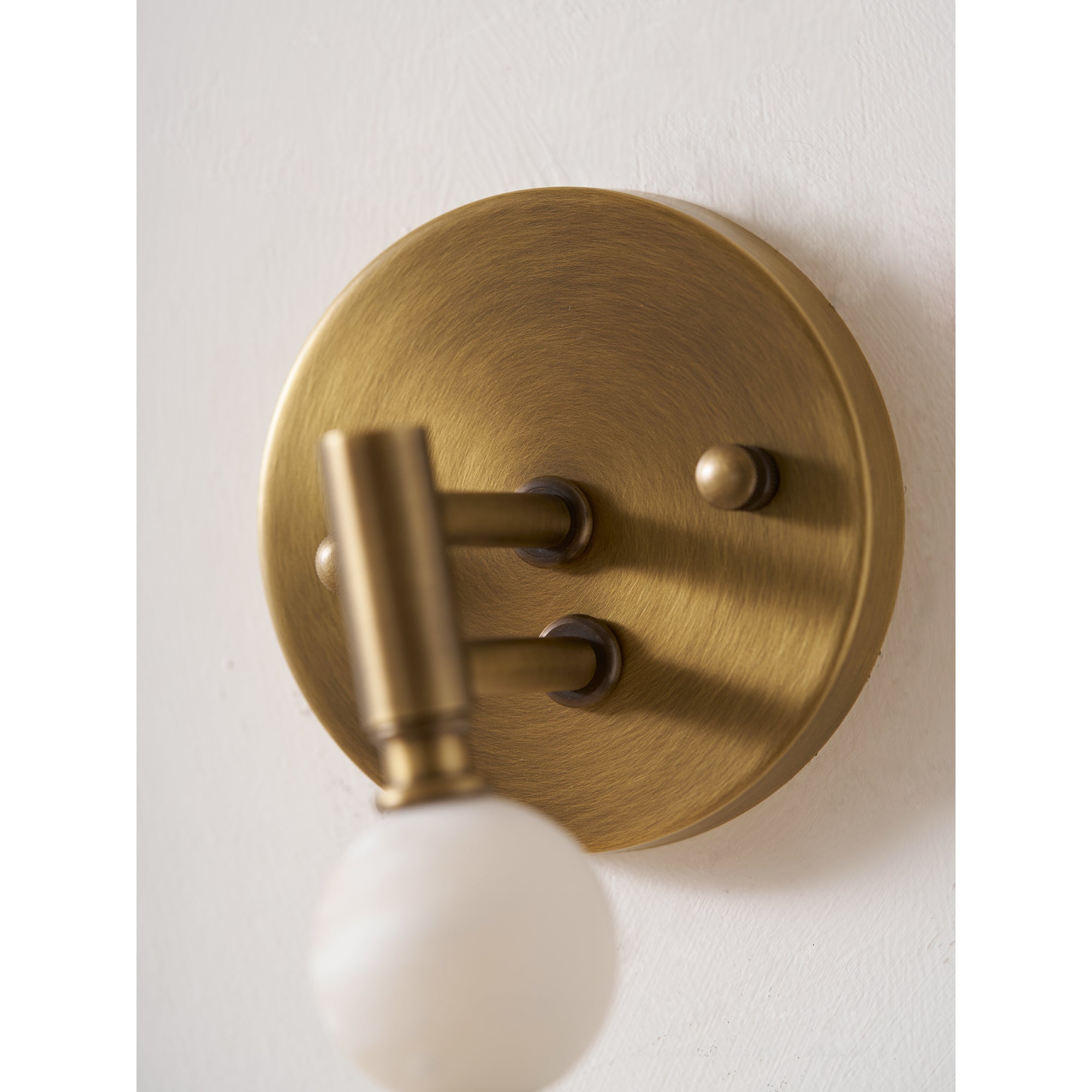 Perrin Wall Lamp
