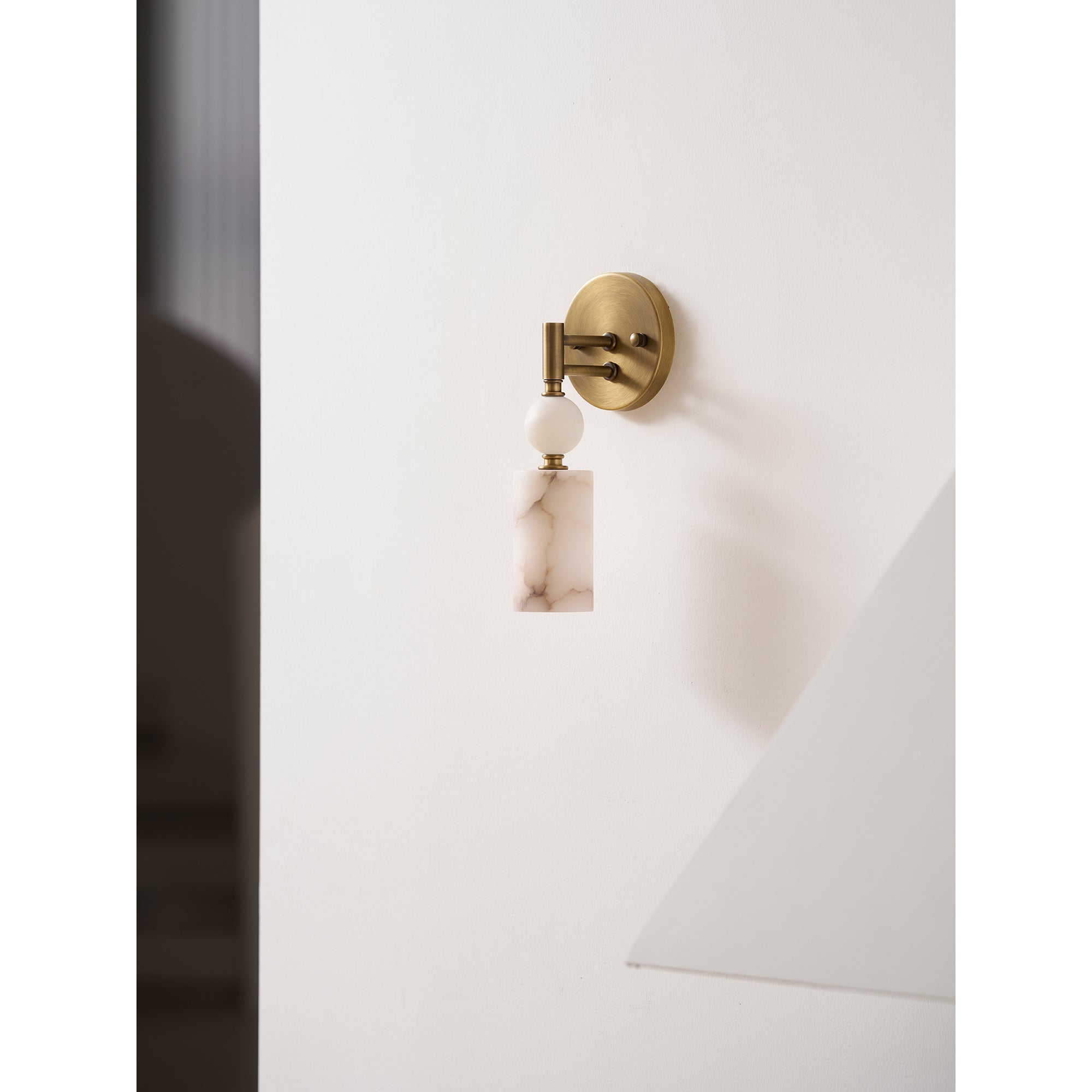 Perrin Wall Lamp