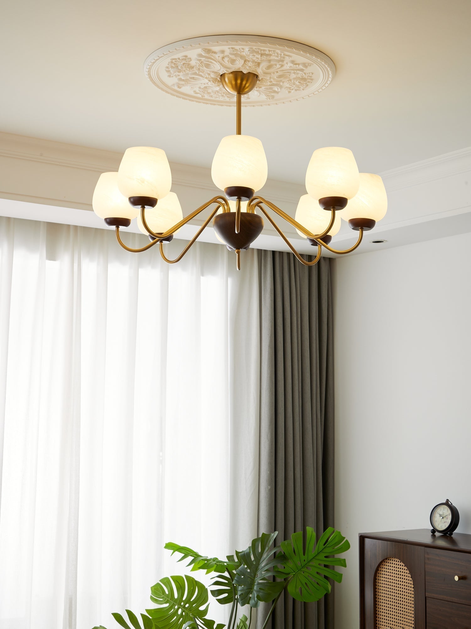 Sytheiel Premium	Elegance Wood Glass Chandelier