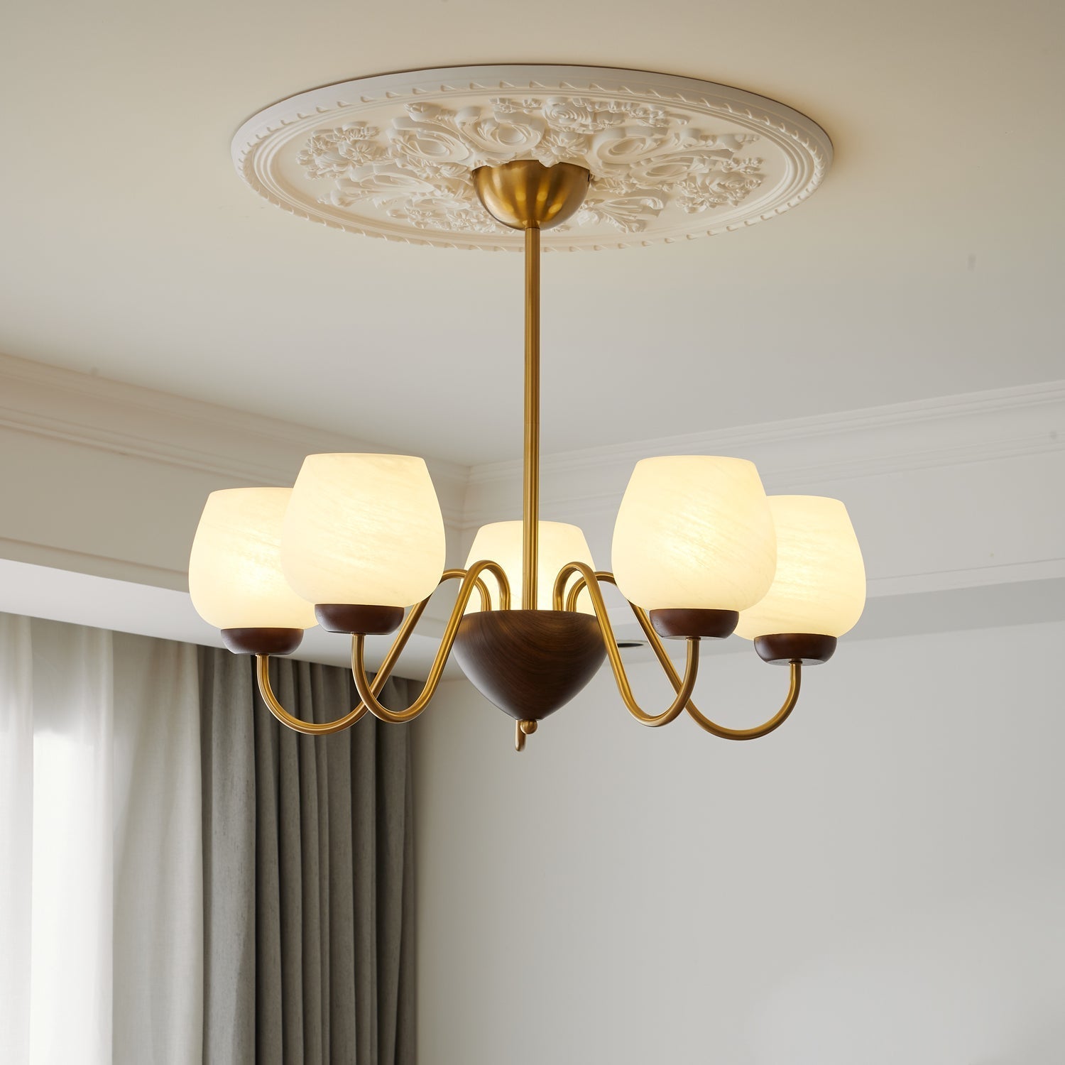 Sytheiel Premium	Elegance Wood Glass Chandelier