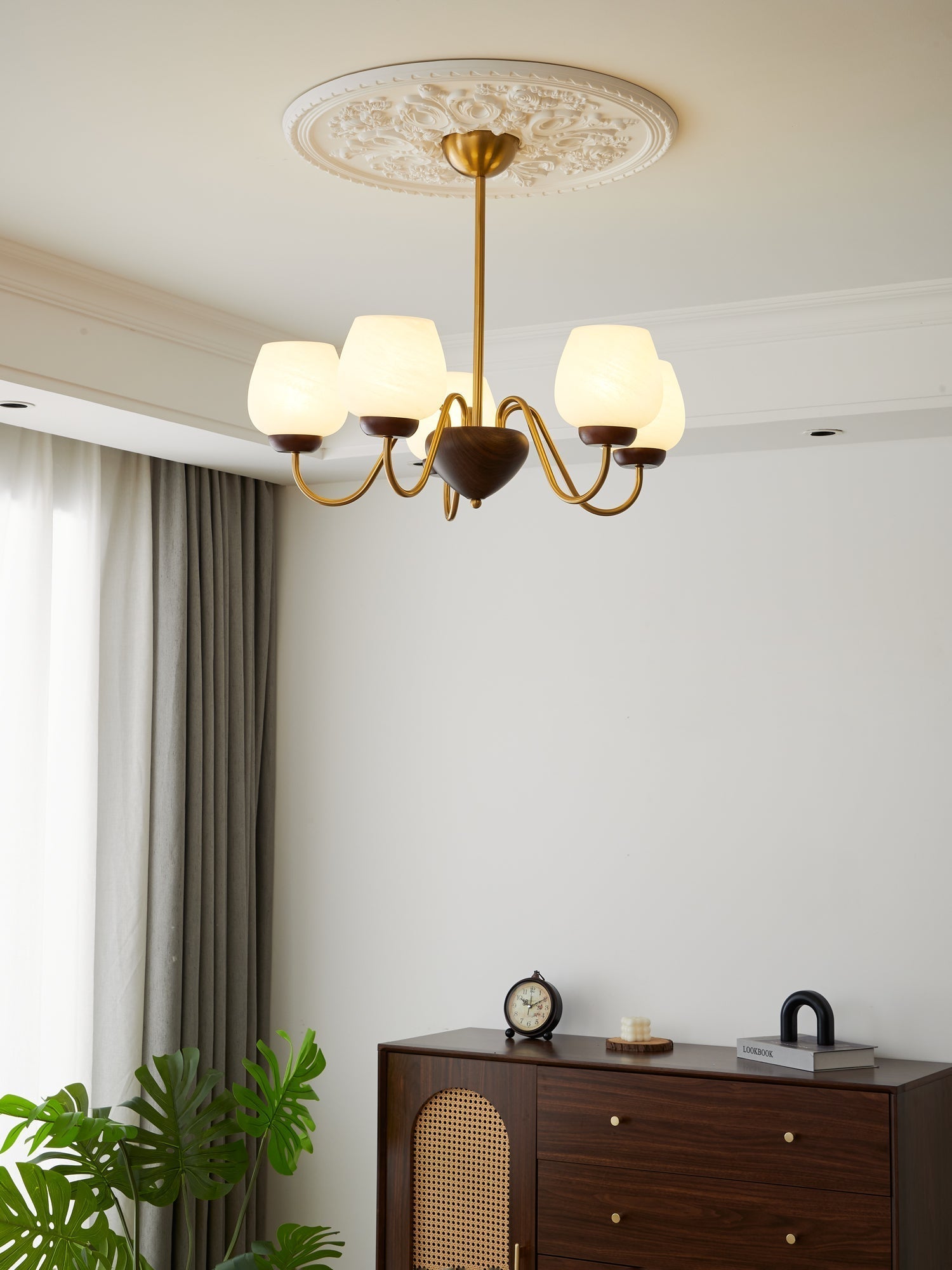 Sytheiel Premium	Elegance Wood Glass Chandelier