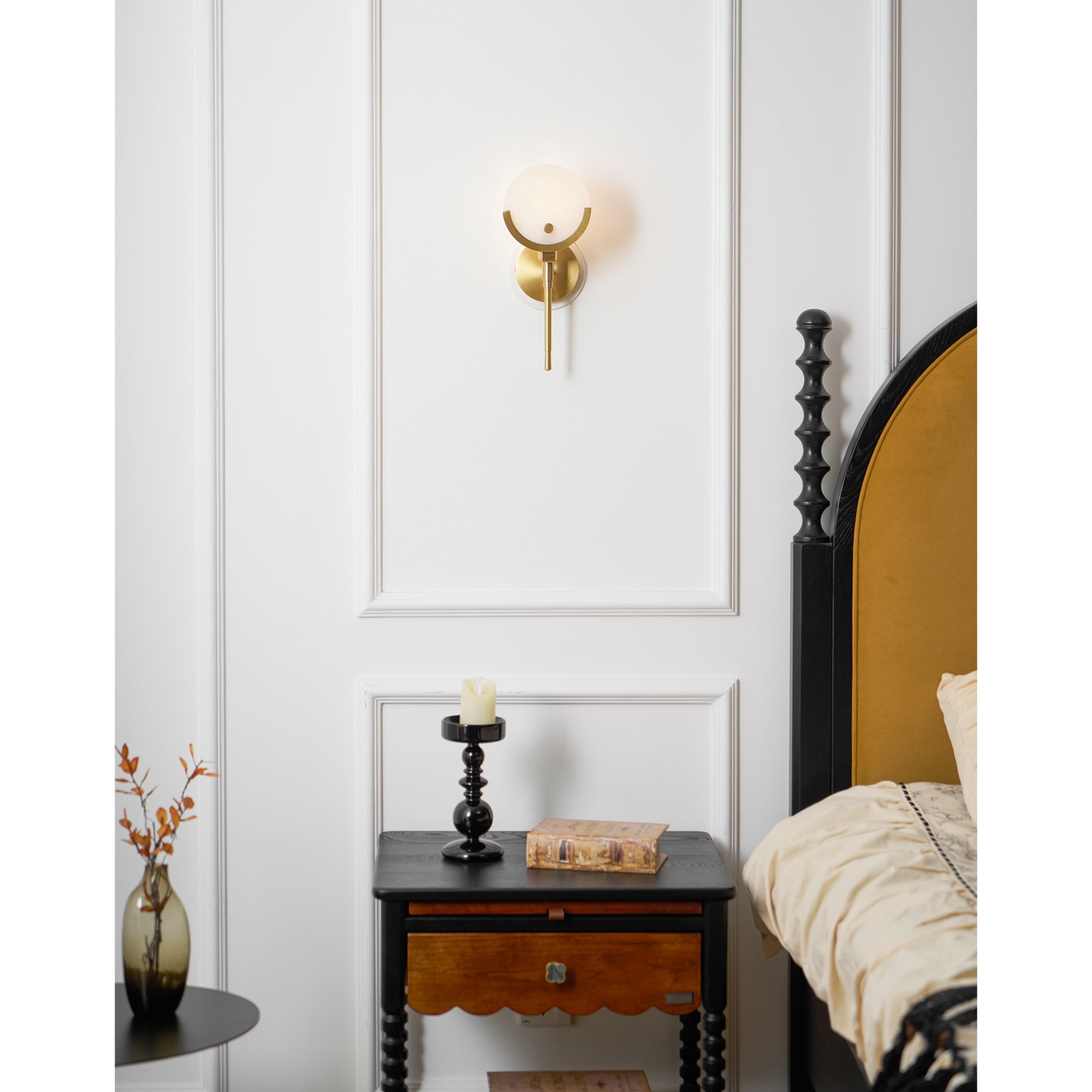 Lumibrook Cradle Alabaster Globe Indoor Wall Light
