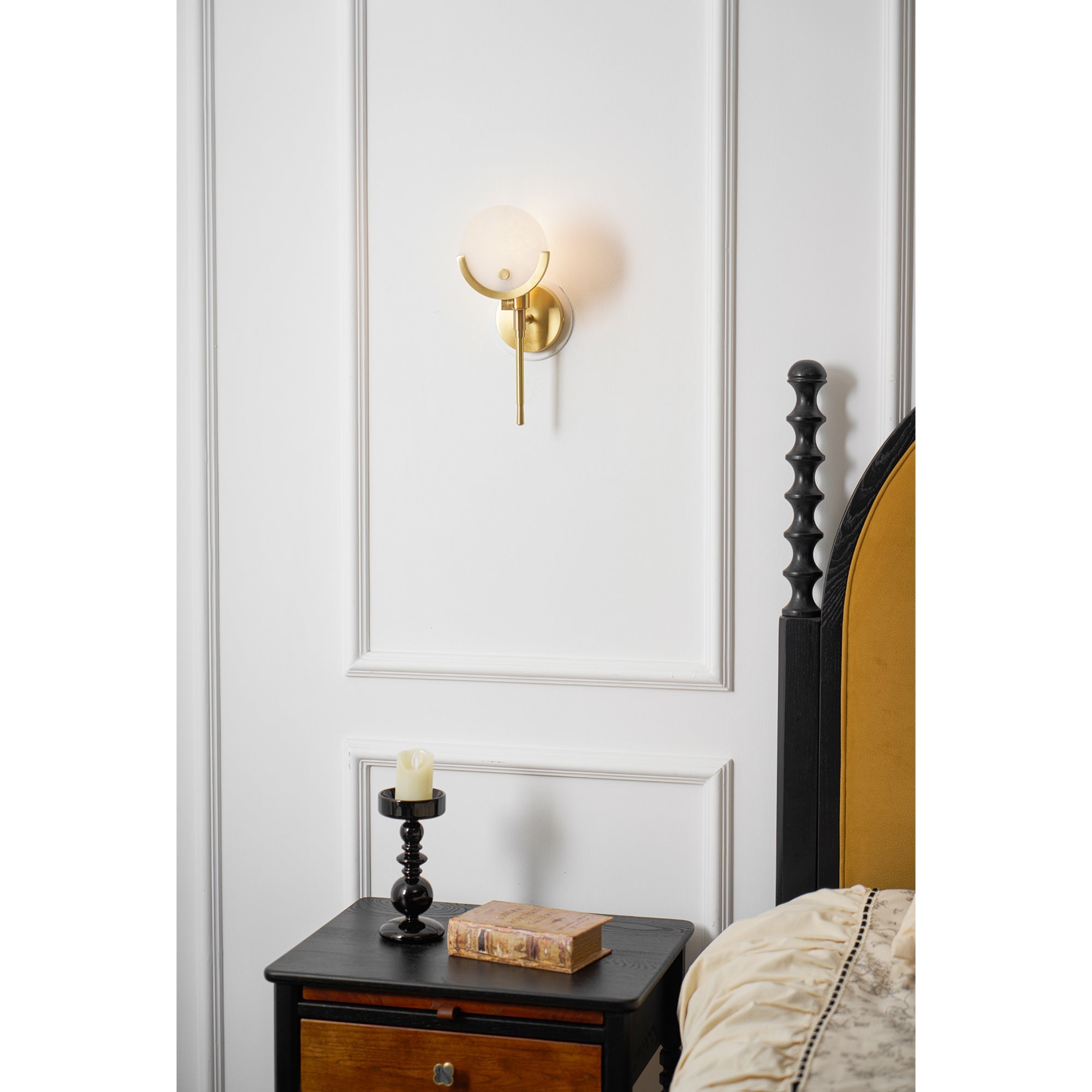 Lumibrook Cradle Alabaster Globe Indoor Wall Light