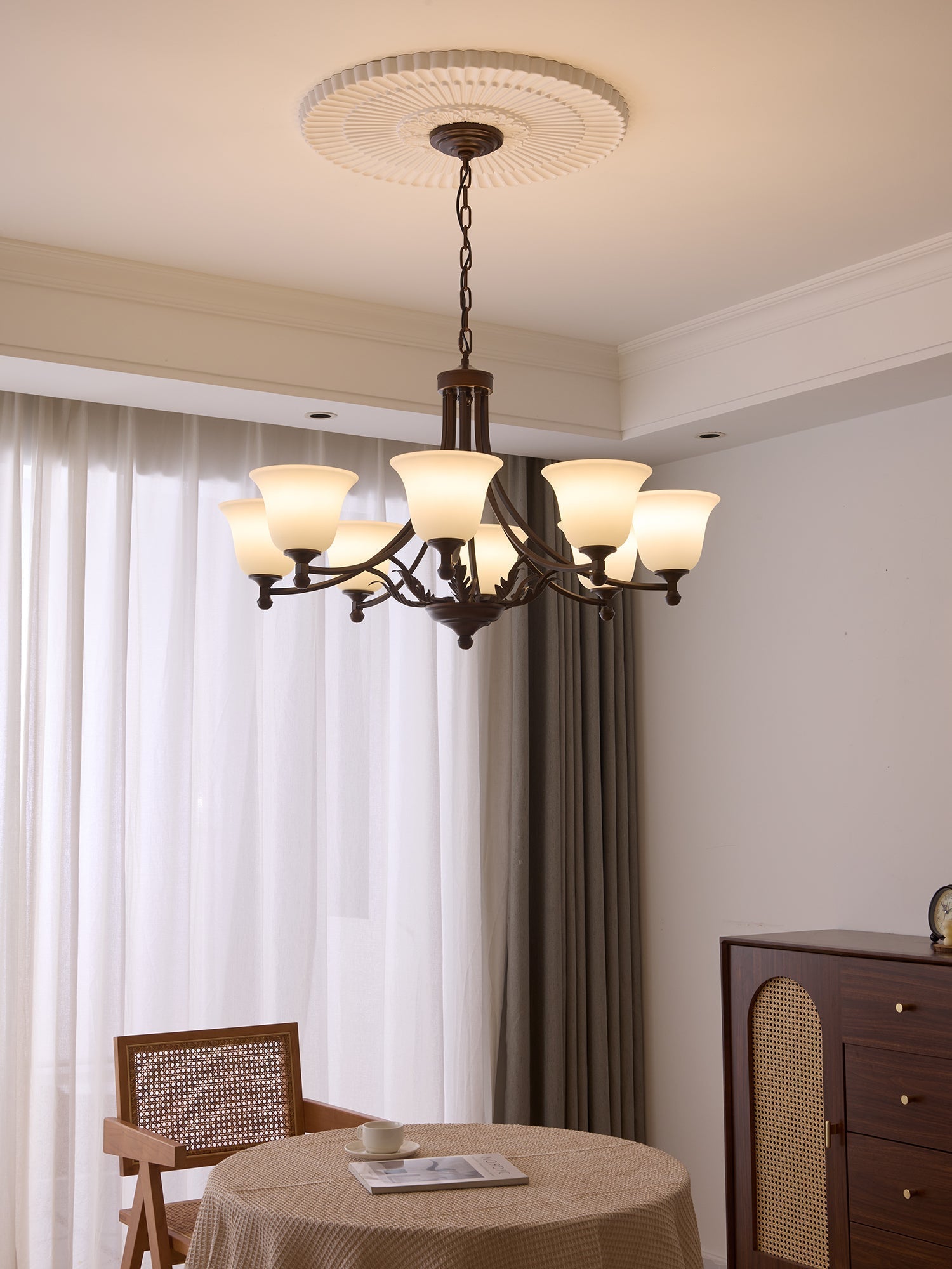Elorira Traditional Elegance Bloom Glass Chandelier