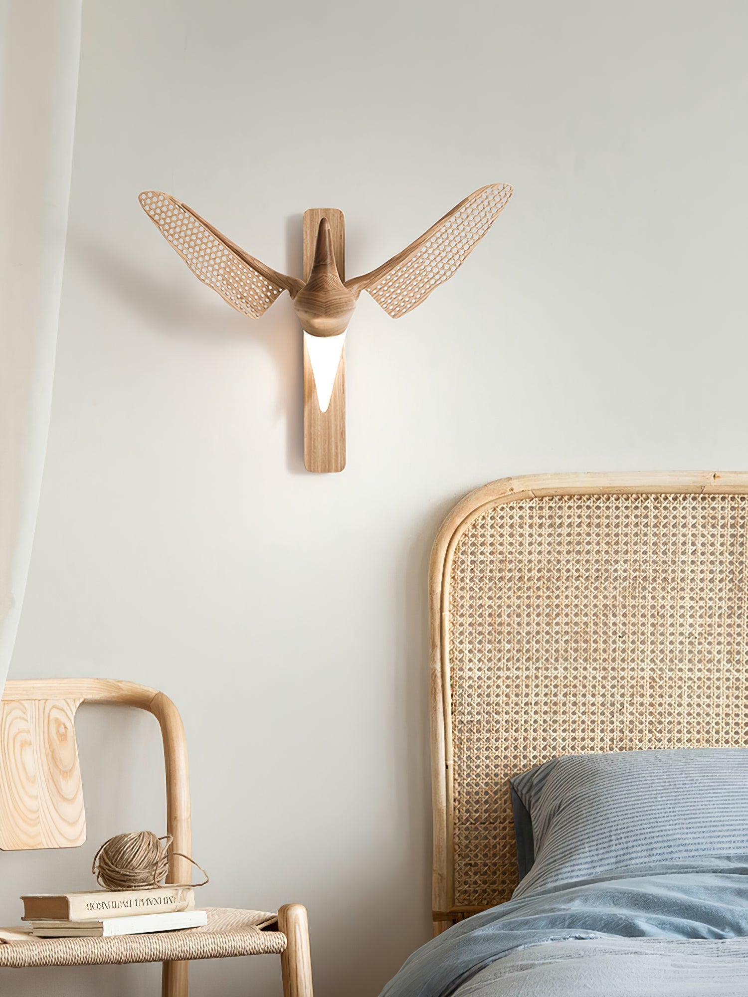 Avesa Individual Creativity Wood Wall Light