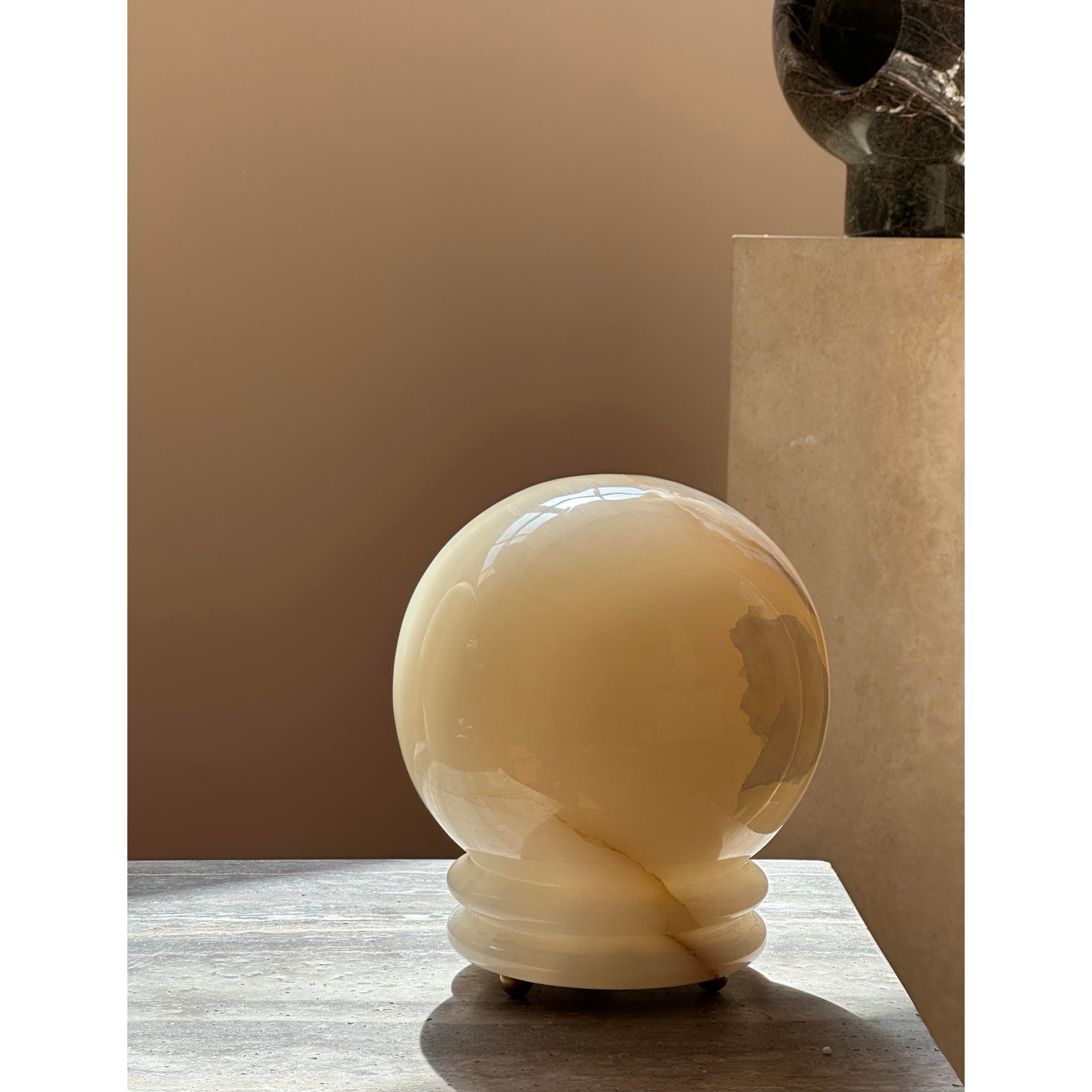 Amberia Table Lamp