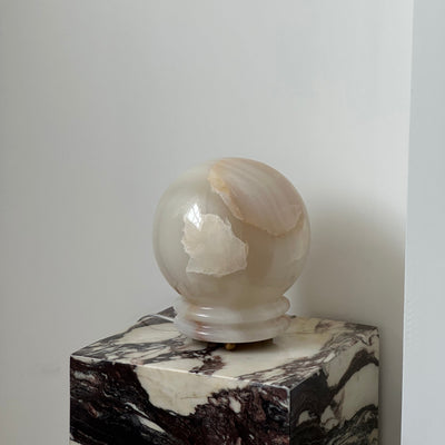 Amberia Table Lamp