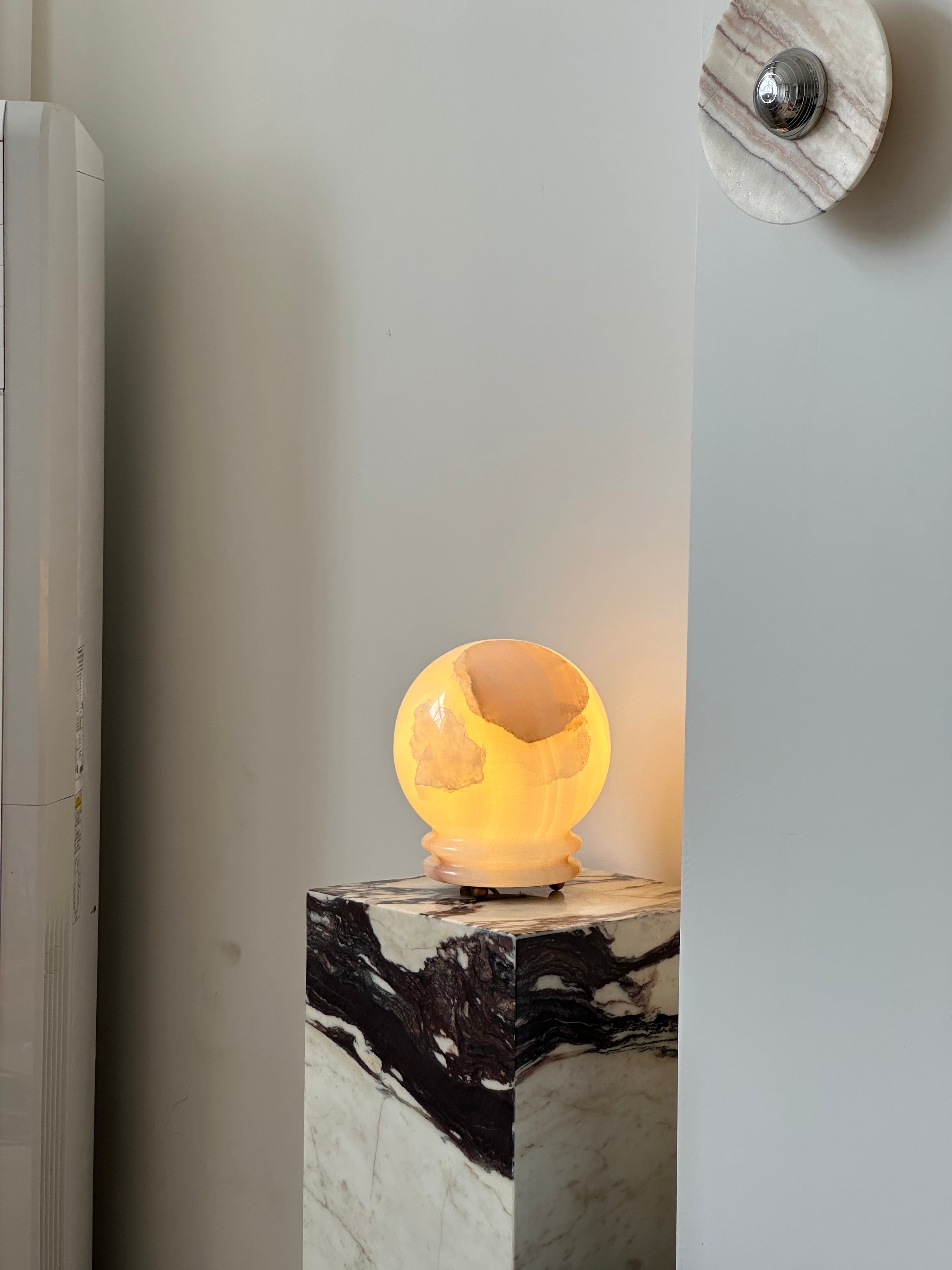 Amberia Table Lamp