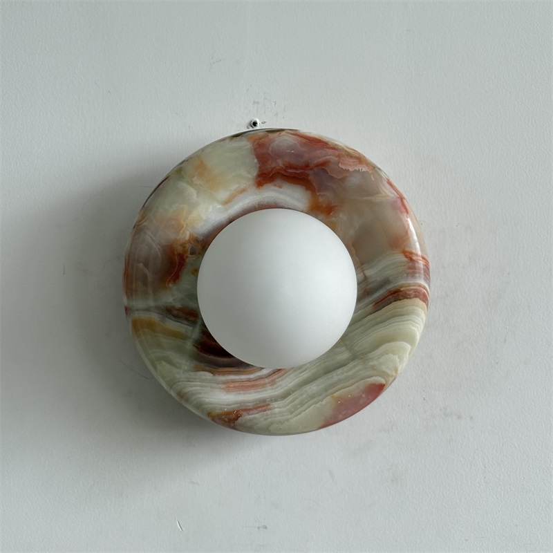 Vivina Wall Lamp