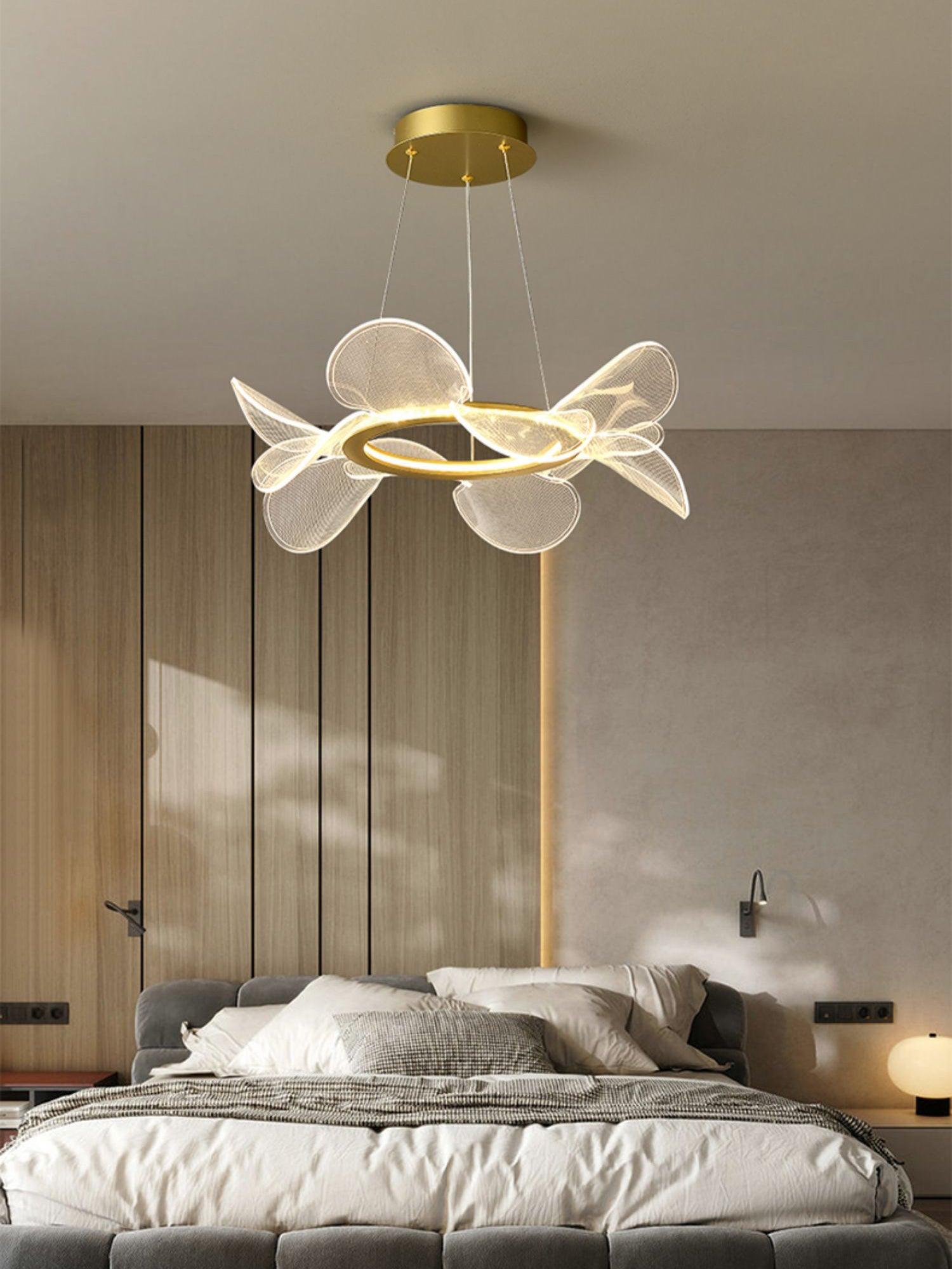 Lustra Chandelier Bain Flying Flowers Acrylic - Neutral Decor