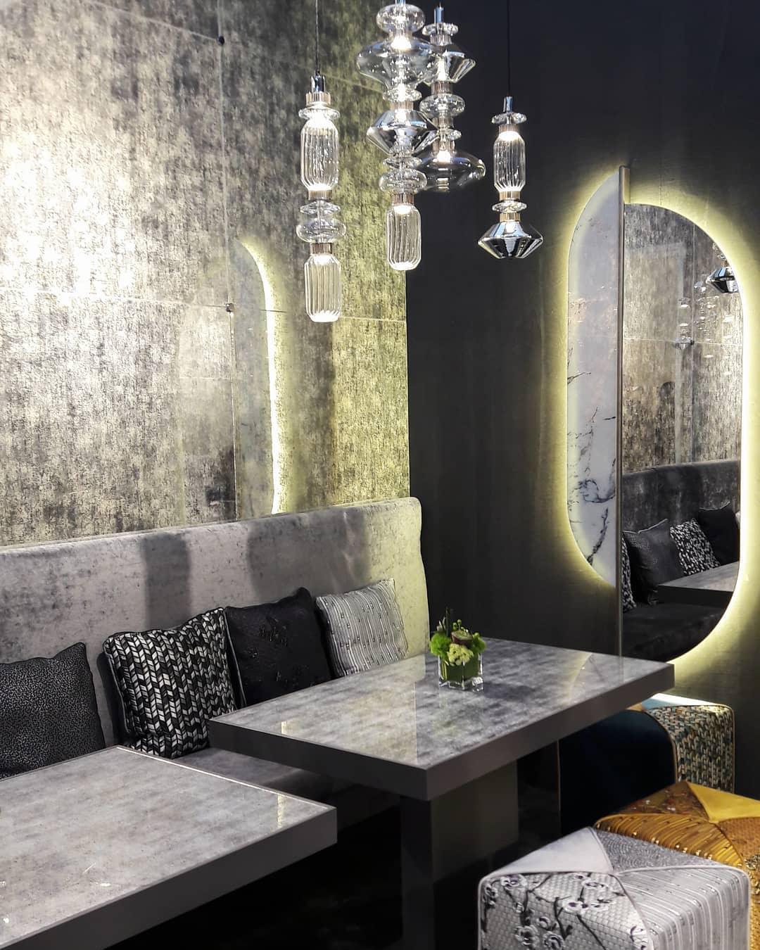 Veliora Glass Light Luxury Pendant Lamp