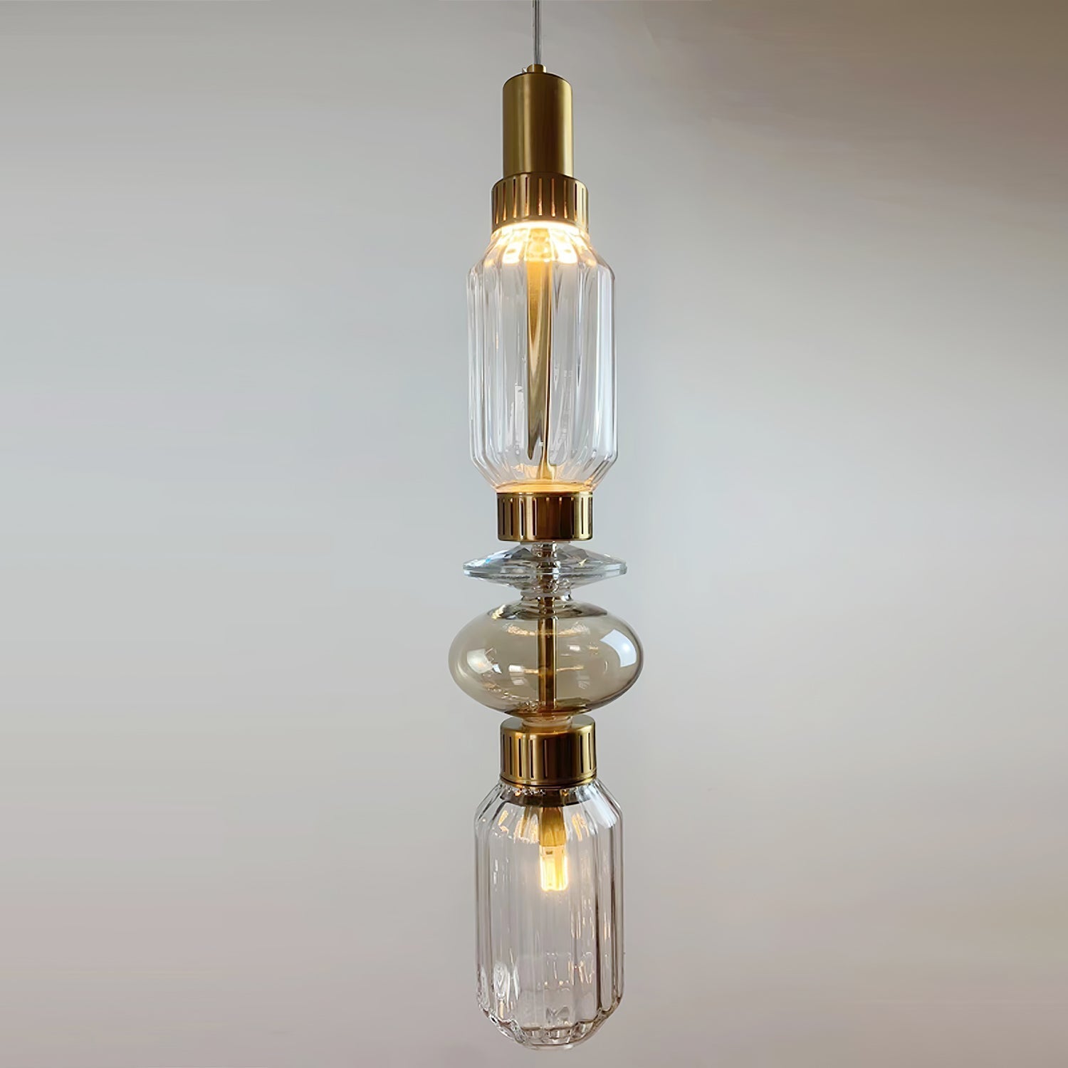 Veliora Glass Light Luxury Pendant Lamp