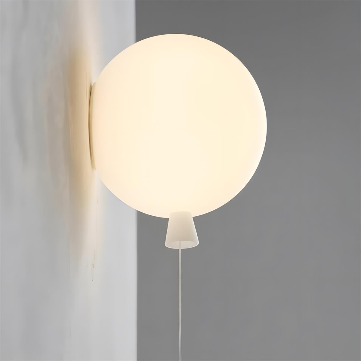 Celuenne Balloon Dream Glass Wall Sconce