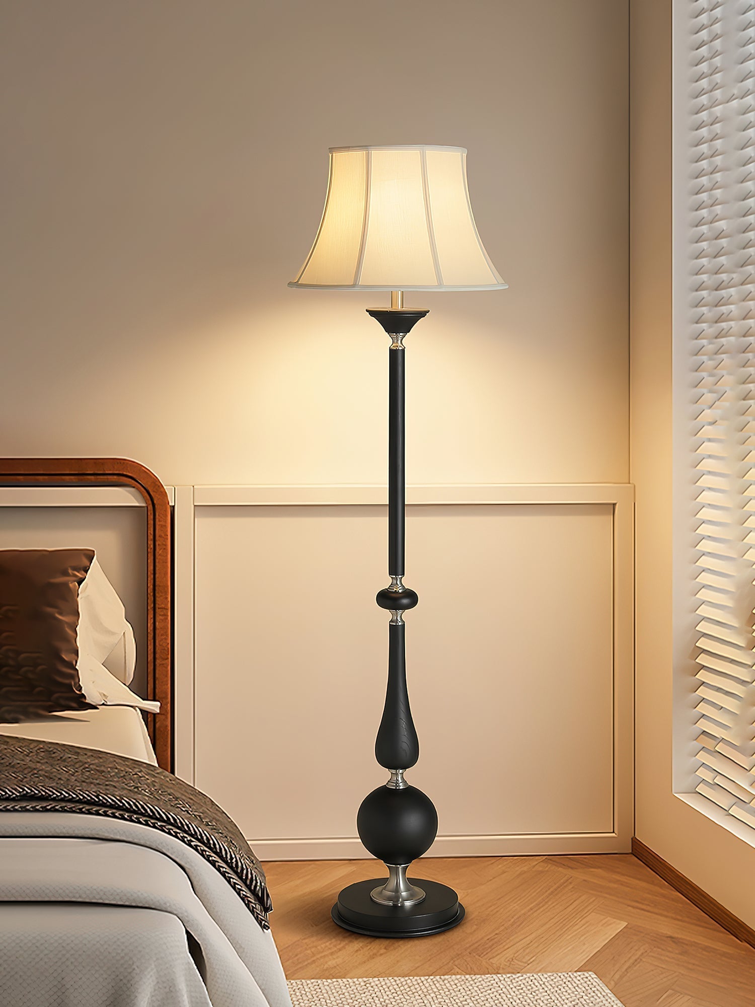 Primo Classic Floor Lamp