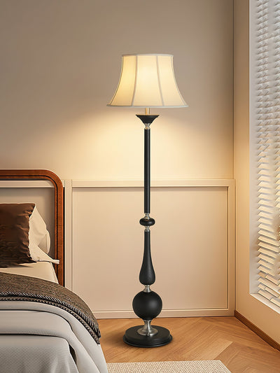 Primo Classic Floor Lamp