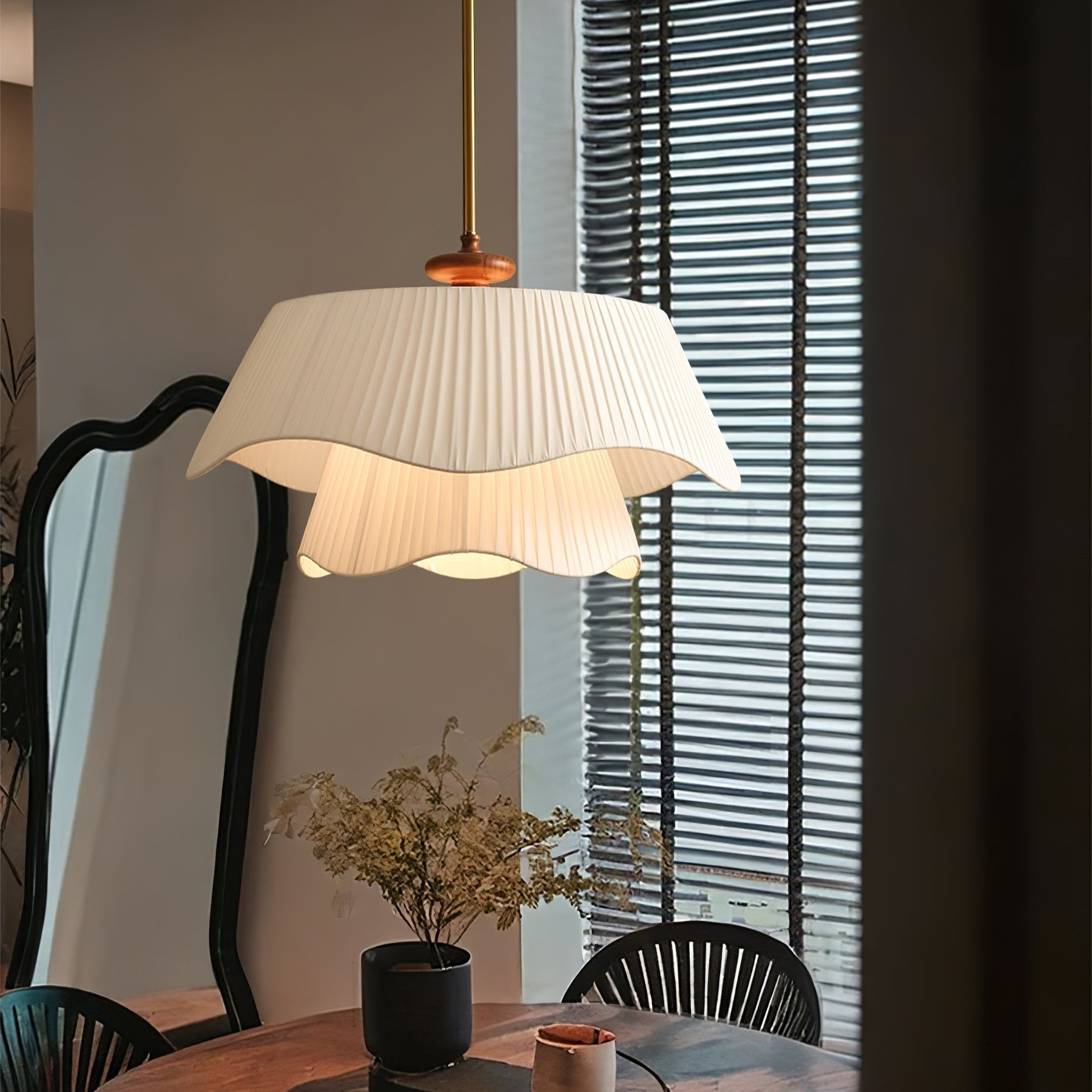 Novenq Premium Elegance Wood Pendant Lamp