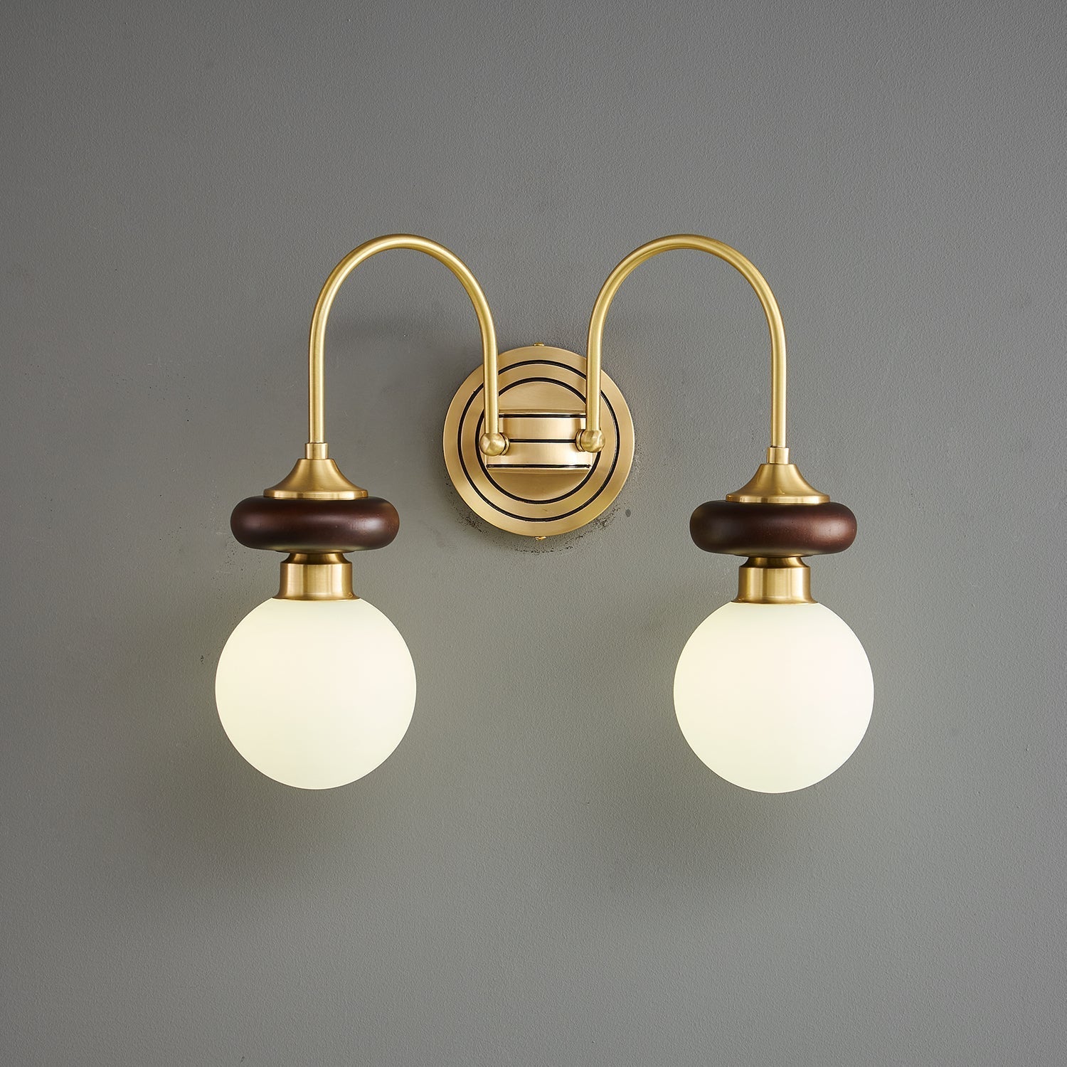 Elvalora Wall Lamp Premium Nordic Art Walnut Glass