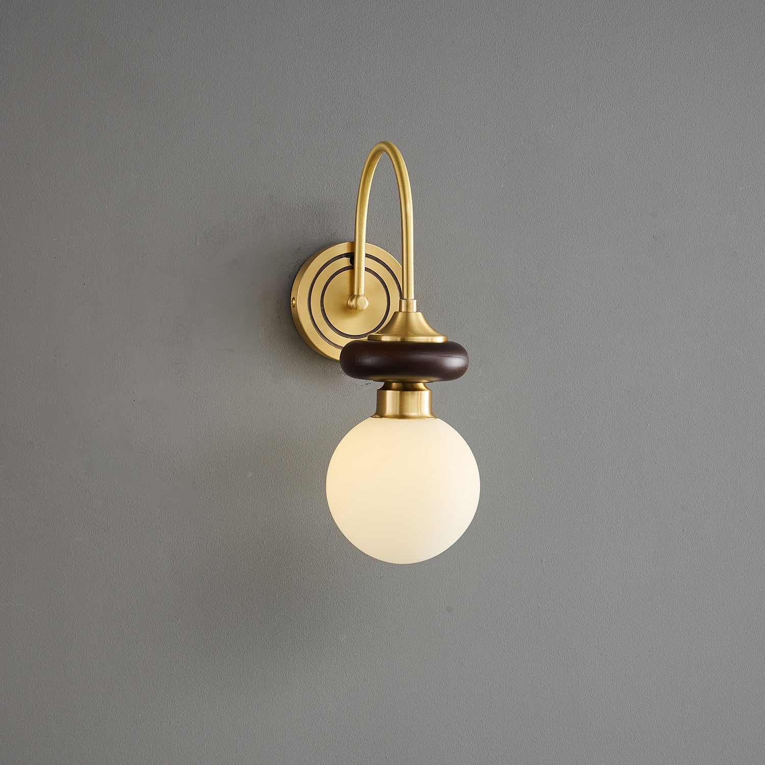Elvalora Wall Lamp Premium Nordic Art Walnut Glass