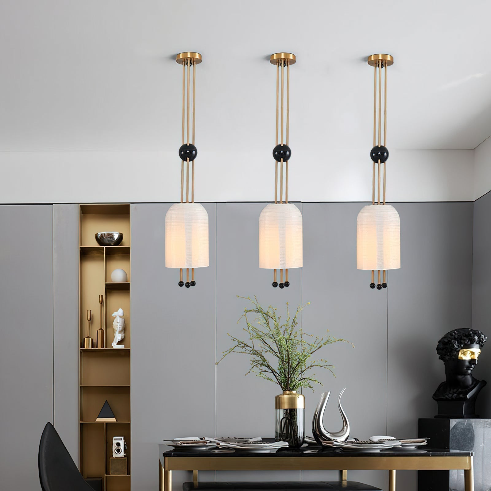 Qir Traditional Elegance Glass Pendant Light