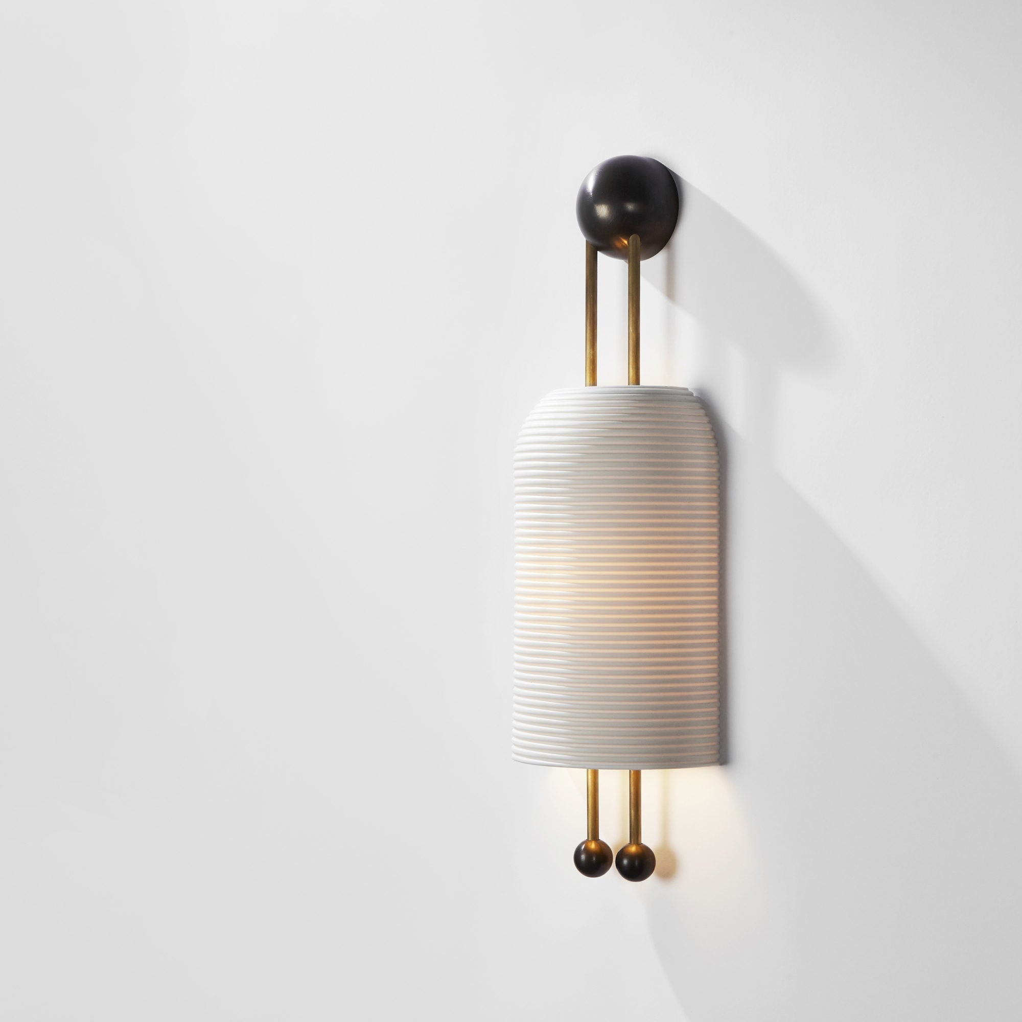 Bly Wall Lamp Opal Glass Gold Rods