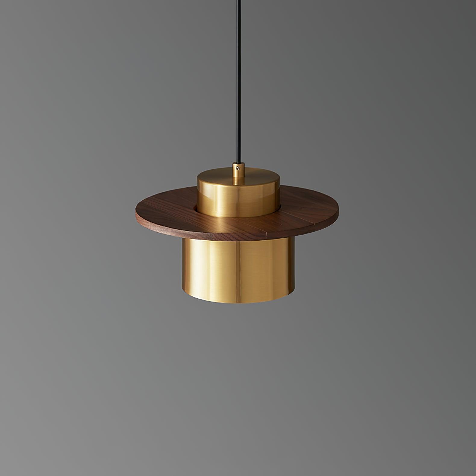 Auririra Industrial Brass Pendant Light