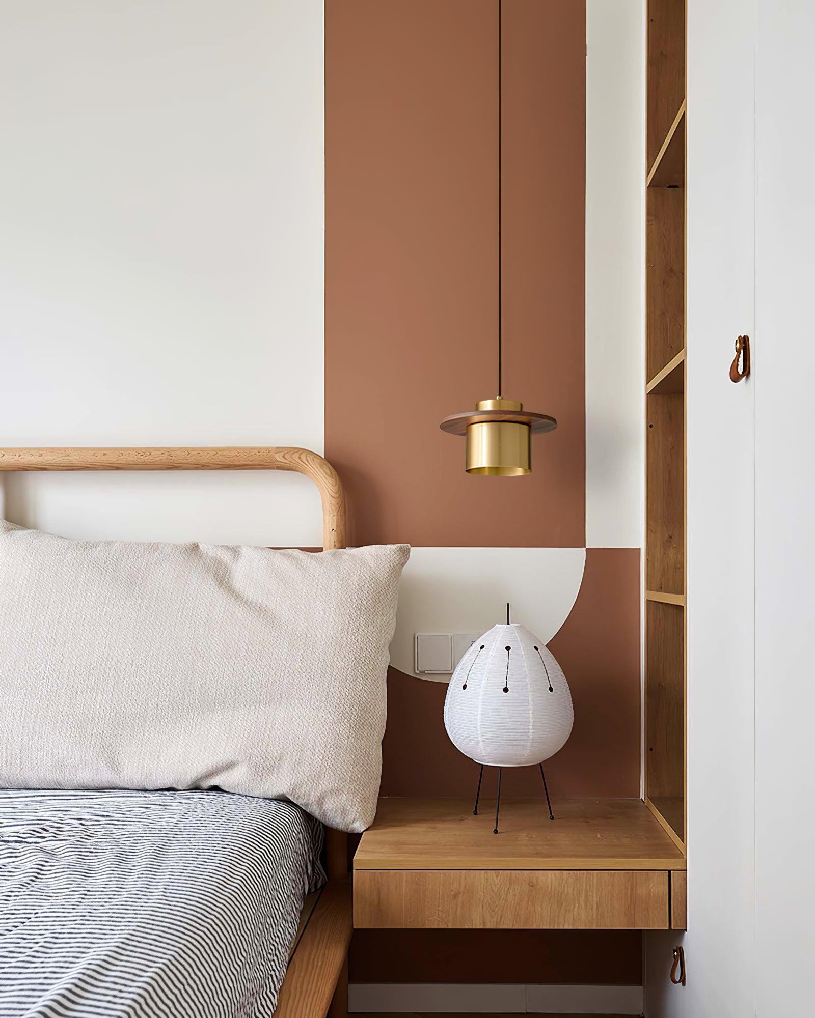 Auririra Industrial Brass Pendant Light