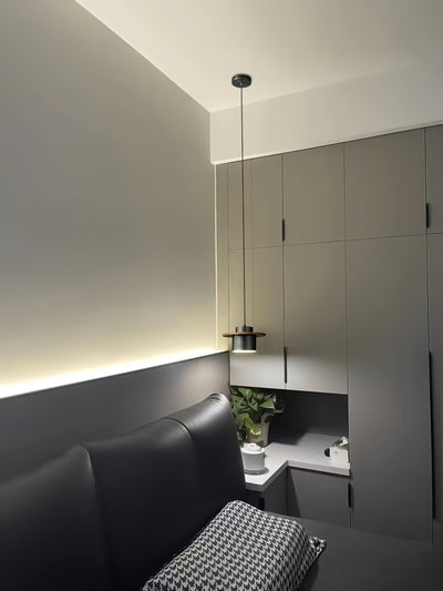 Auririra Industrial Brass Pendant Light