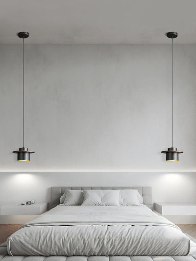 Auririra Industrial Brass Pendant Light