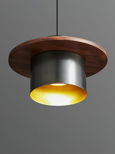 Auririra Industrial Brass Pendant Light