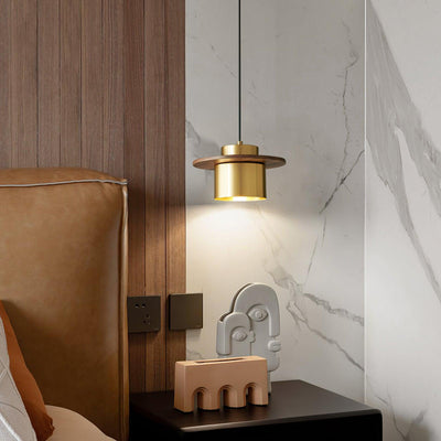 Auririra Industrial Brass Pendant Light