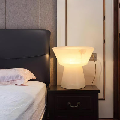Ane Pedestal Alabaster Table Lamp