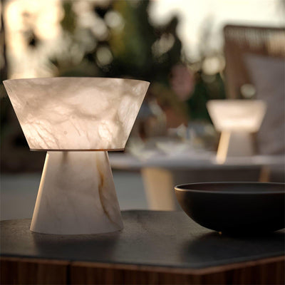 Ane Pedestal Alabaster Table Lamp