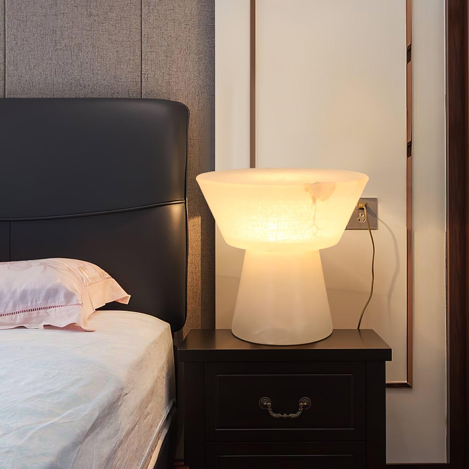 Ane Pedestal Alabaster Table Lamp