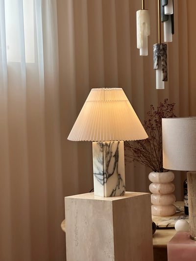 Teriinelia Table Lamp