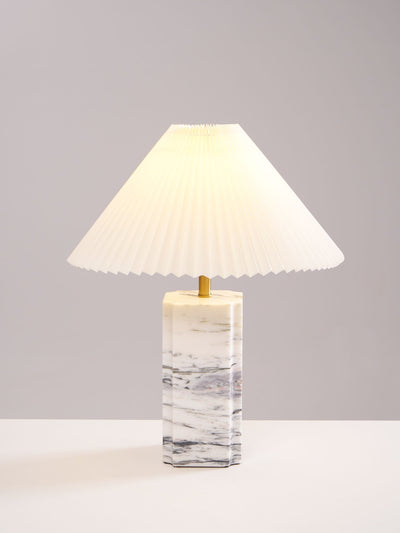 Selaleria Modern Table Lamp