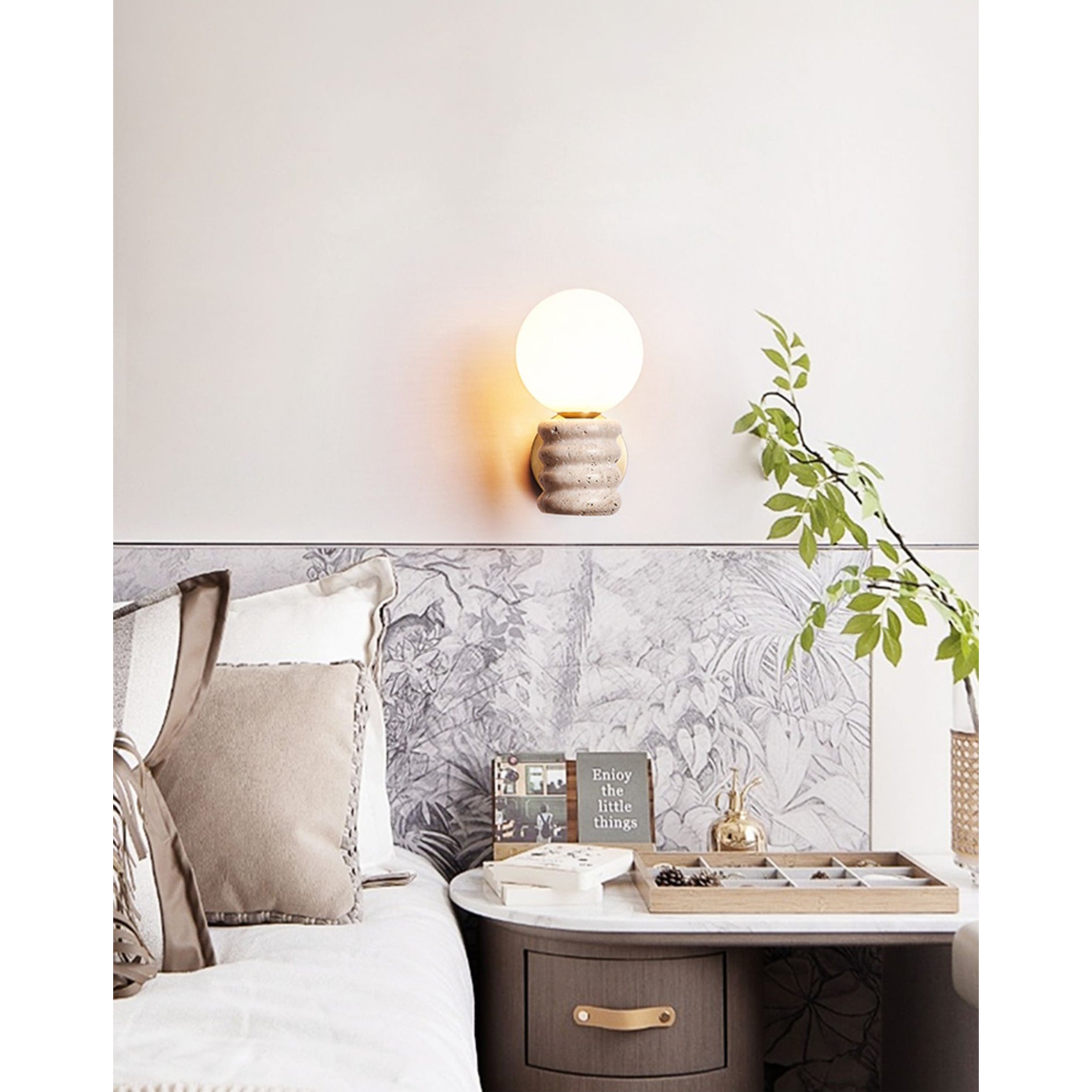 Mirieria Wall Lamp