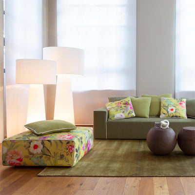 Viraalella Floor Light