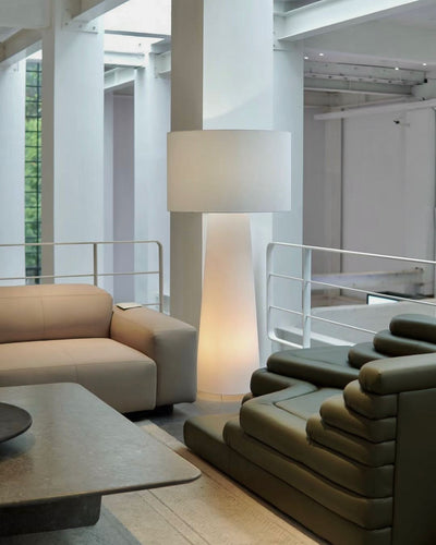 Viraalella Floor Light