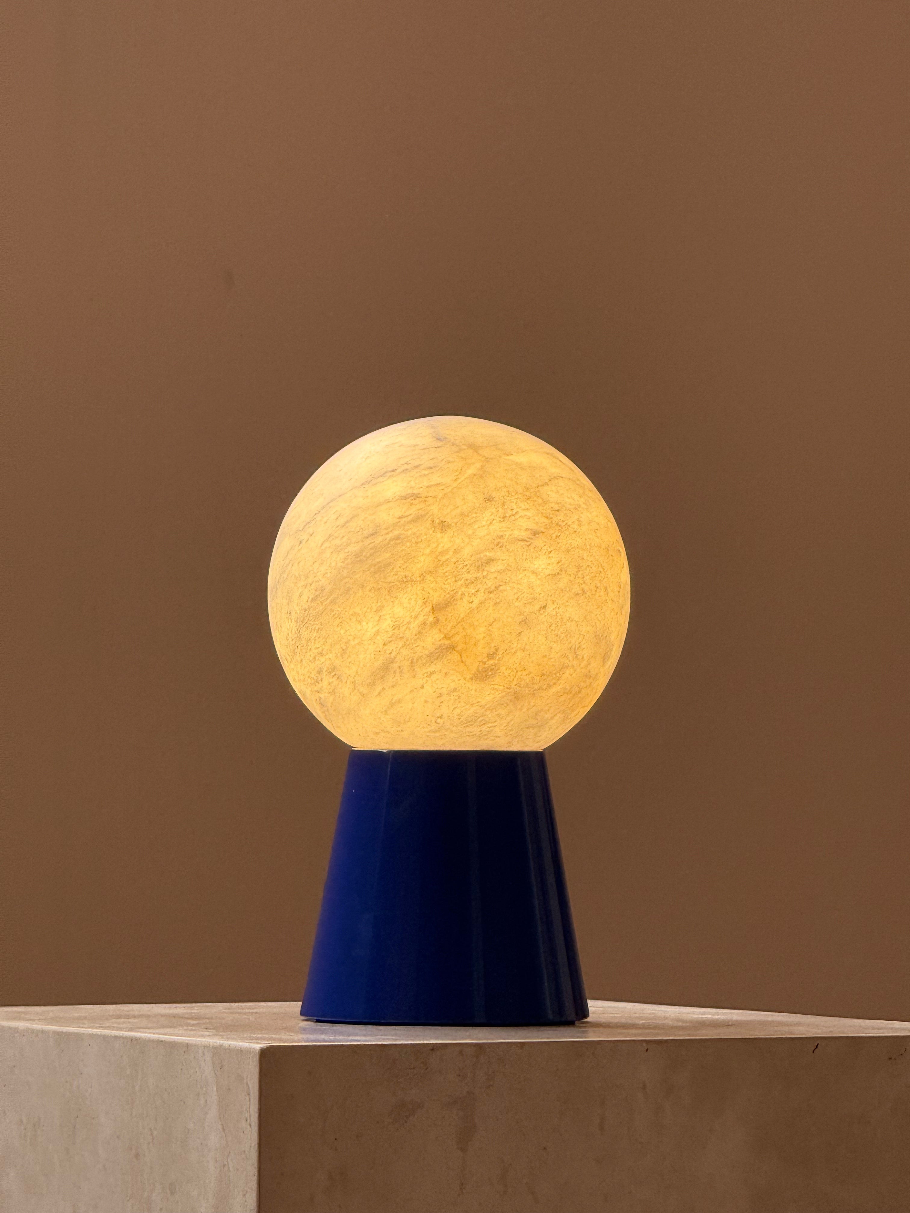 Elaeia Table Lamp