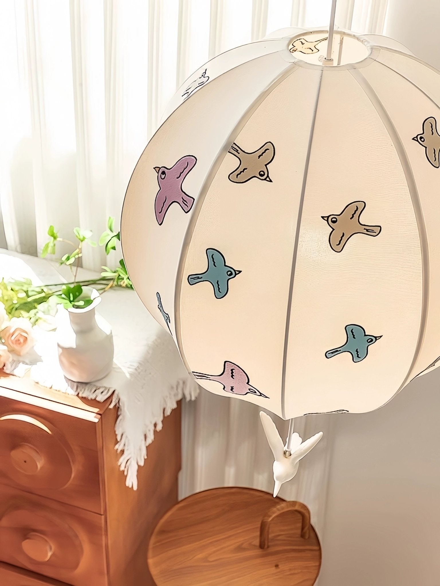 Alvind Balloon Pendant Light