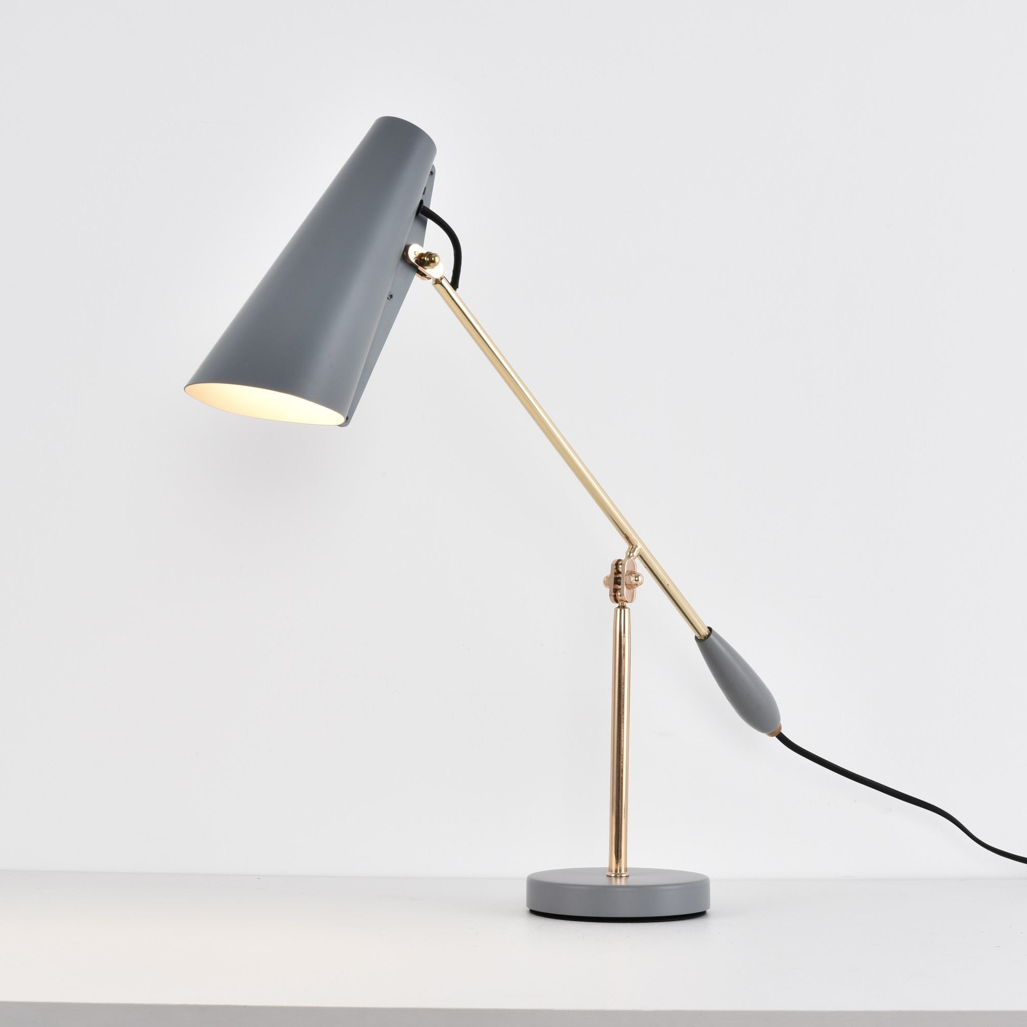 Orbix Steel Mid-Century Table Lamp - Neutral Decor