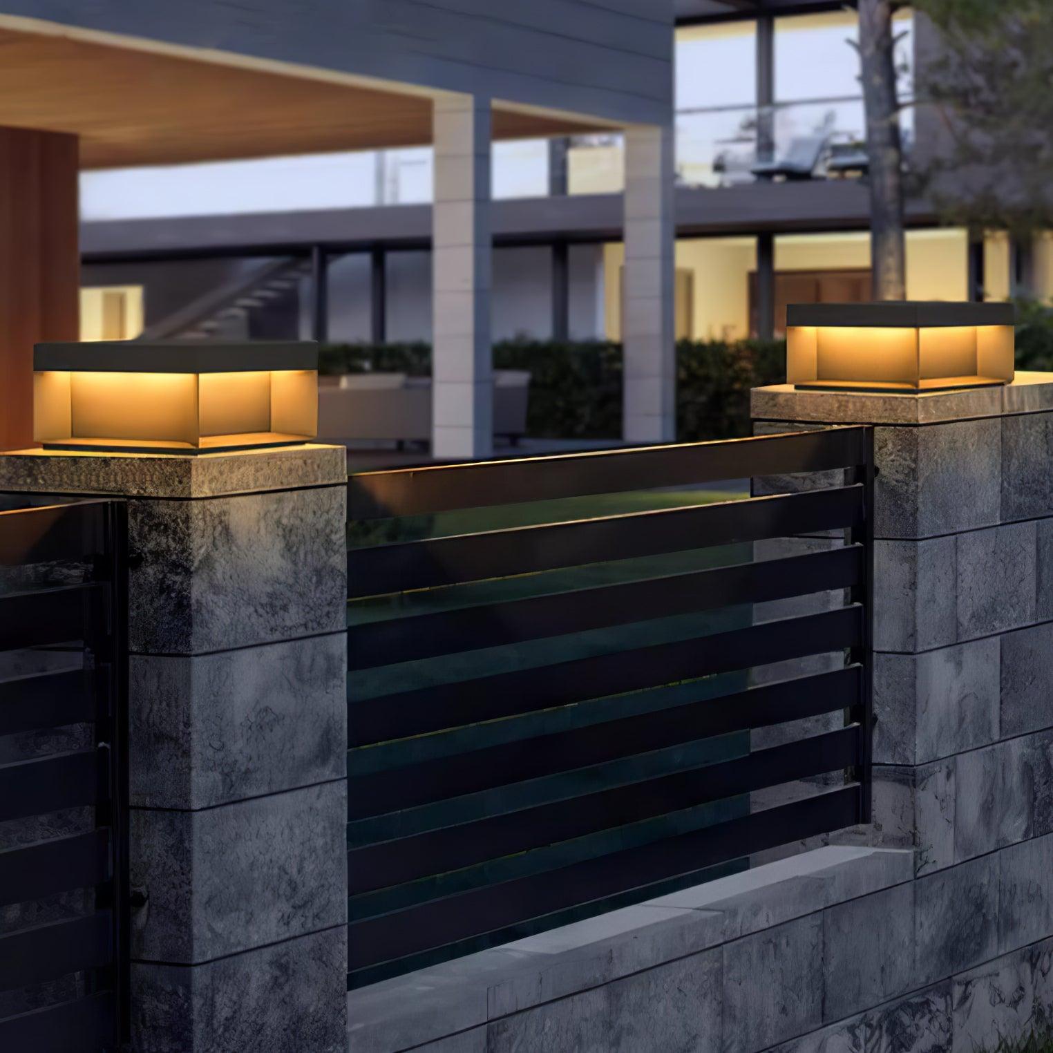 Mirisise Outdoor Light