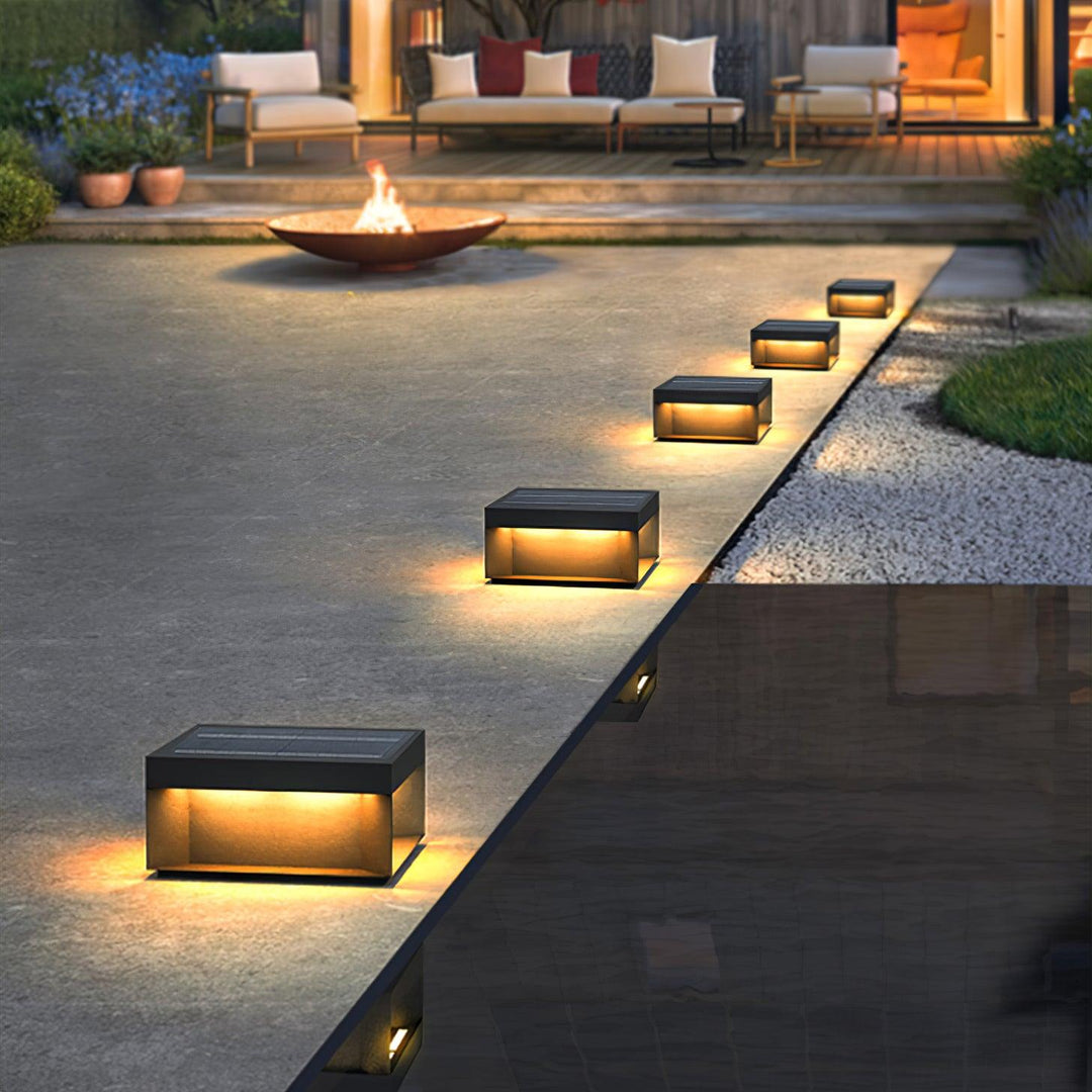 Mirisise Outdoor Light