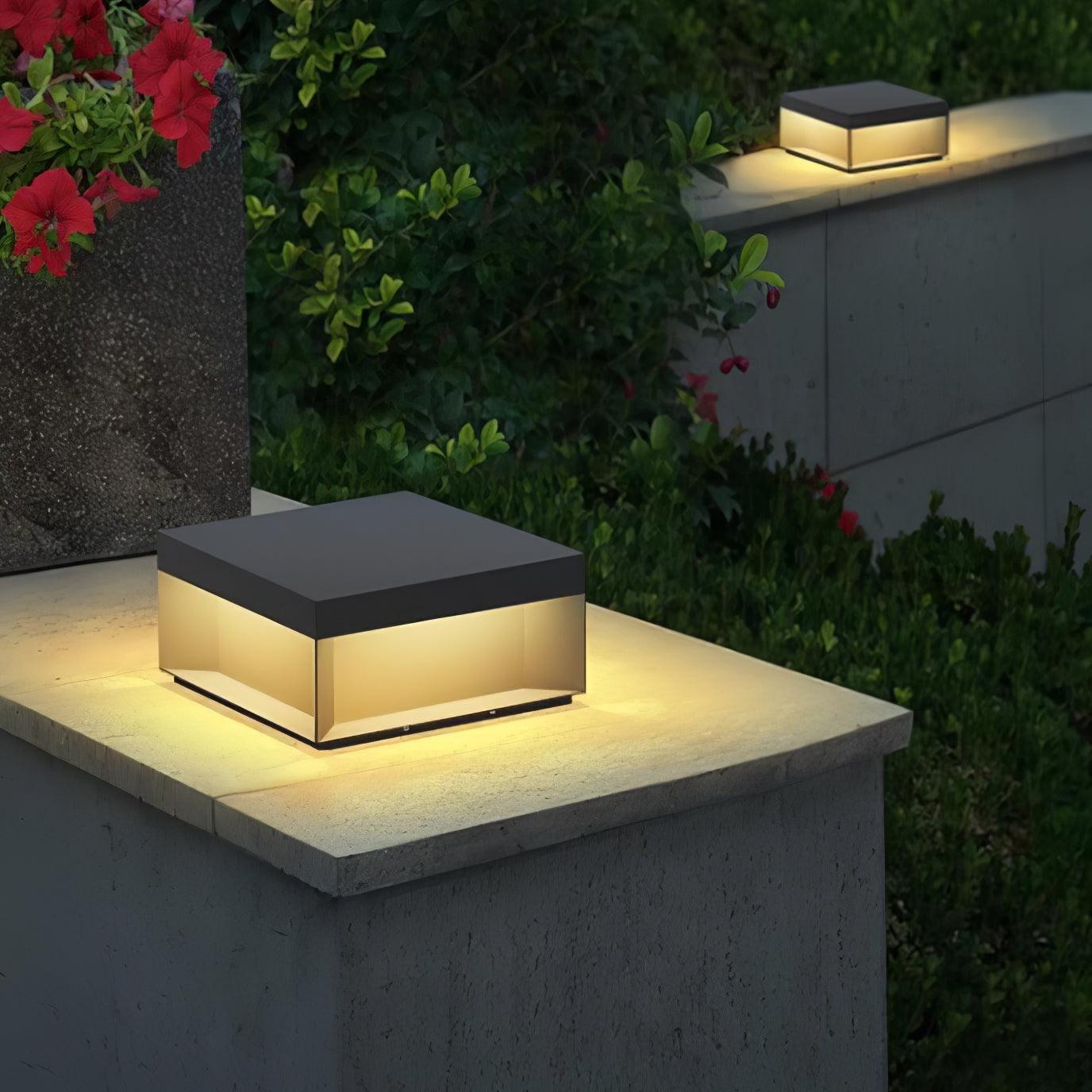 Mirisise Outdoor Light
